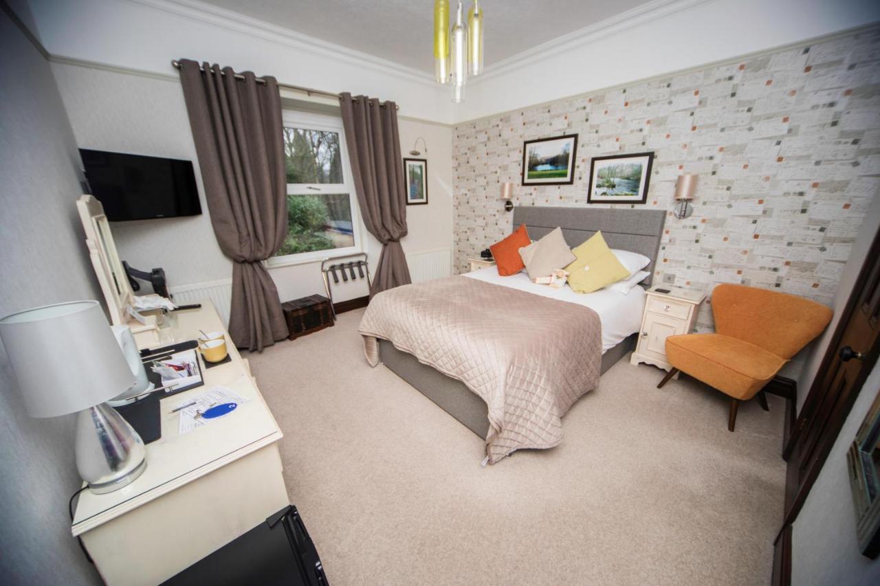 Гостевой дом Glenville House - Adults Only - Incl Free Off-site Health Club With Swimming Pool, Hot Tub, Sauna & Steam