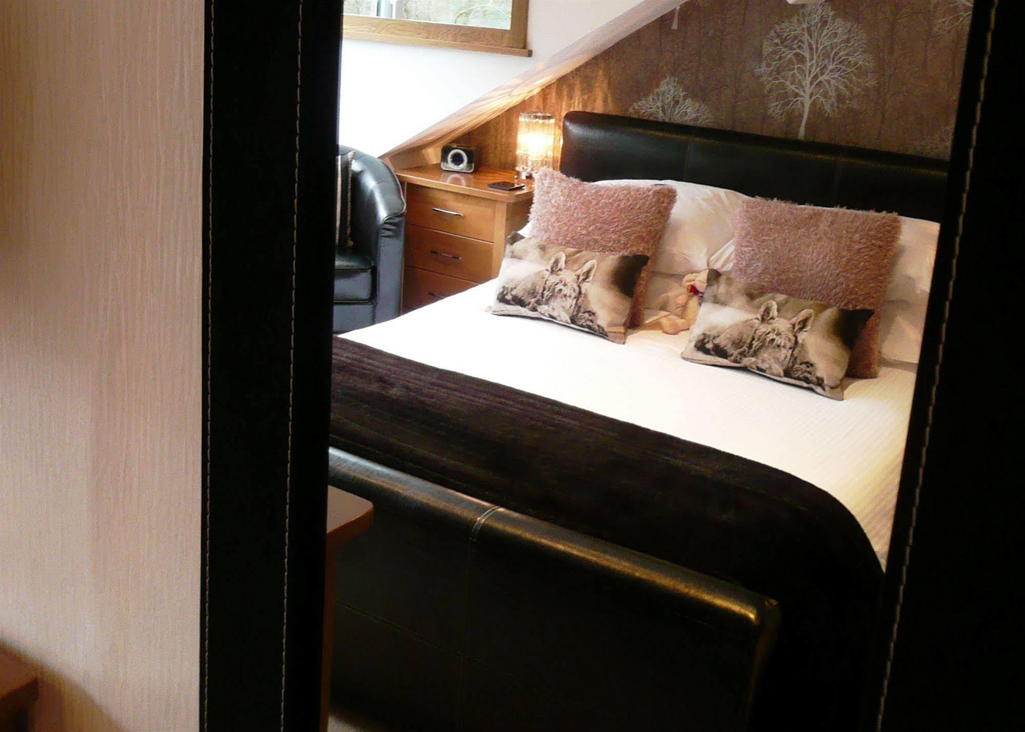 Glenville House - Adults Only - Incl Free Off-site Health Club With Swimming Pool, Hot Tub, Sauna & Steam Гостевой дом 4*